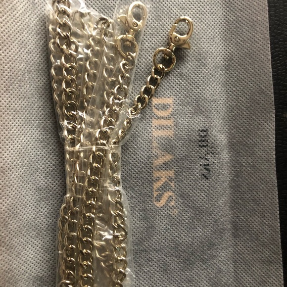 Green patent leather clutch purse by Dilaks Italy. - Picture 7 of 8